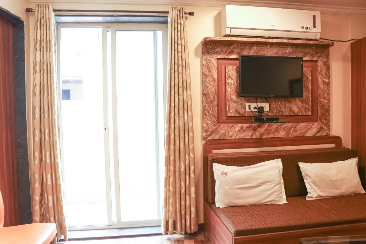 Hotel Mukesh Residency Пуна Экстерьер фото